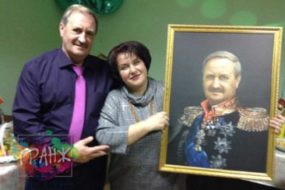 Огромное спасибо всей вашей команде за портрет на холсте!
